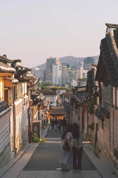 Narrow Street Bukchon Hanok Village — ストック写真