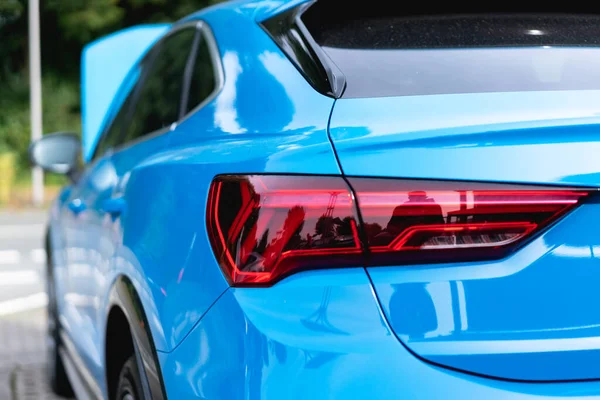 Знімок Косметики Сучасного Синього Автомобіля — стокове фото