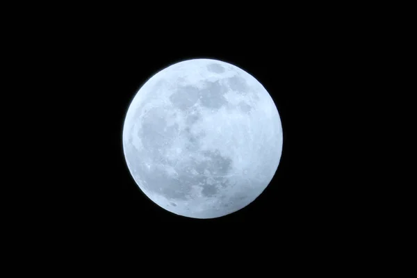 Pełnia Księżyca Czarnym Tle — Zdjęcie stockowe