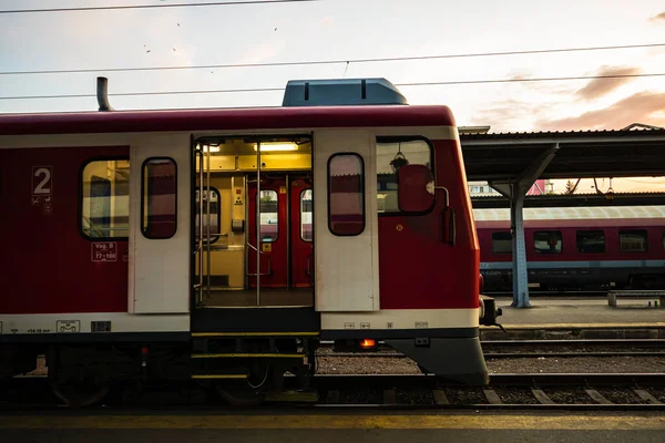 Bucharest Romania Dec 2021 Train Motion Train Platform Bucharest North — 스톡 사진