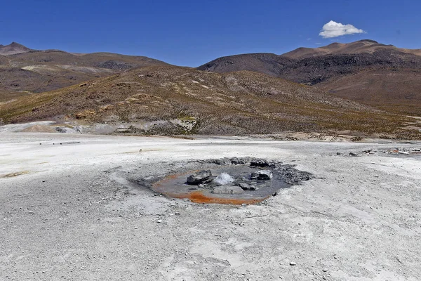 Ένα Ηφαίστειο Λάσπης Στο Βόρειο Τμήμα Της Χιλής — Φωτογραφία Αρχείου