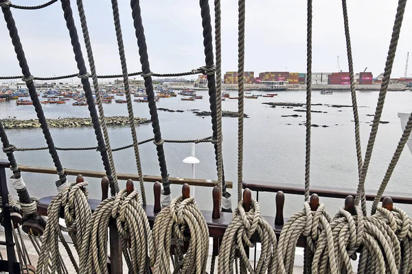 Céu Azul Sobre Porto Cidade Capturados Navio Chile — Fotografia de Stock