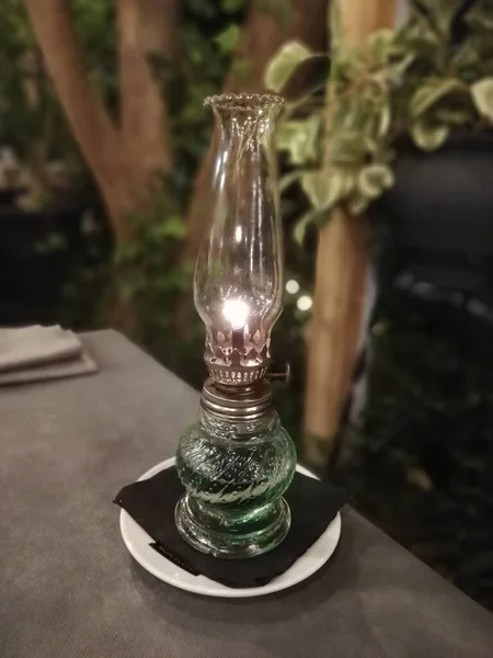 Closeup Oil Lamp Cafe Table — стоковое фото