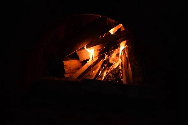 Wooden Planks Burning Fire Darkness — Stock Photo, Image