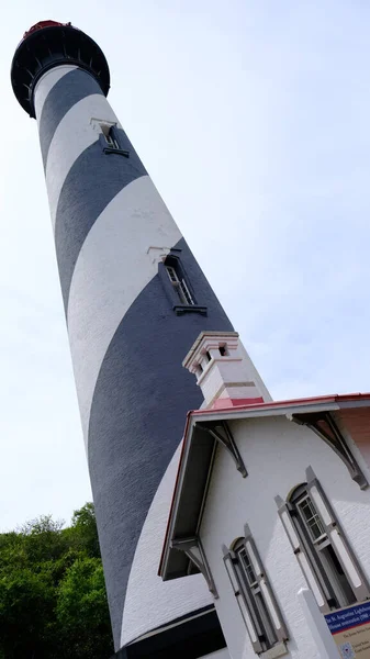 Low Angle Shot Lighthouse — Fotografia de Stock
