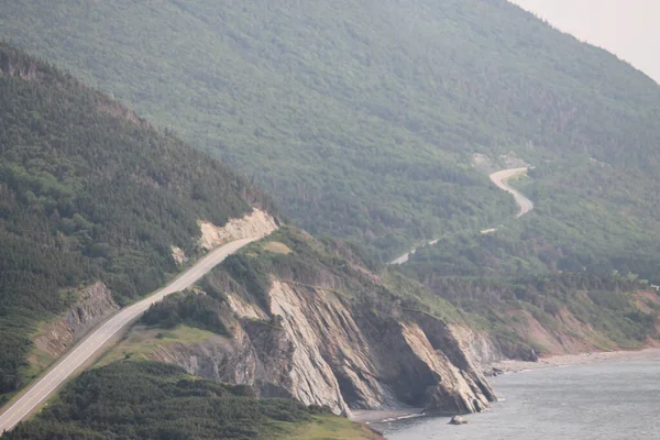 Una Vista Panorámica Carretera Sendero Cabot Rodeado Exuberante Naturaleza Verde — Foto de Stock