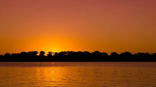 Beautiful Shot Colorful Sunset Lake — Fotografia de Stock