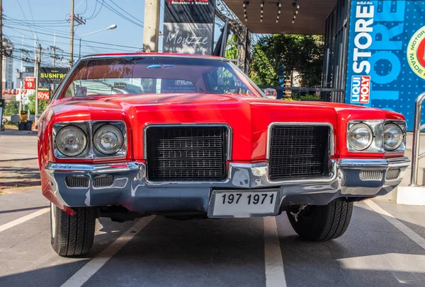 Bangkok Thailand Dec 2021 Red Classic Car Muscle Car Parked — Stock Photo, Image