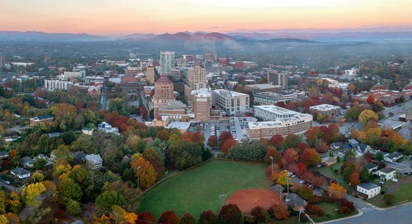 Aerial Shot City Colorful Skies Autumn — Stockfoto