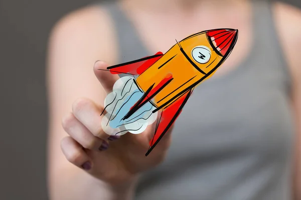 Bir Kadının Uzay Roketi Simgesini Gösteren Görüntüsü — Stok fotoğraf