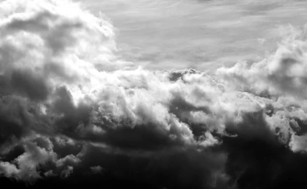 Uma Escala Cinza Céu Tempestuoso Nublado — Fotografia de Stock
