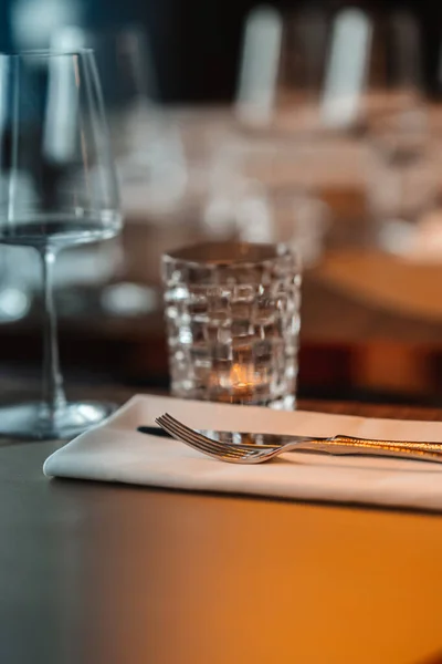 Vertical Shot Table Setting Restaurant — Stock Photo, Image