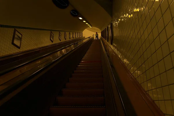 Antwerp Bélgica Octubre 2019 Una Vista Una Majestuosa Escalera Mecánica — Foto de Stock