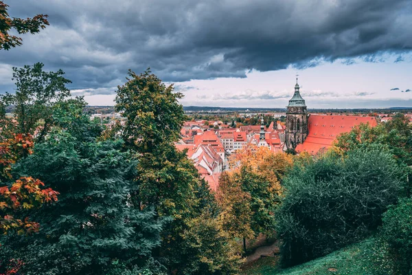 Çek Cumhuriyeti Nde Kırmızı Çatıları Olan Cesky Krumlov Kasabasının Manzarası — Stok fotoğraf