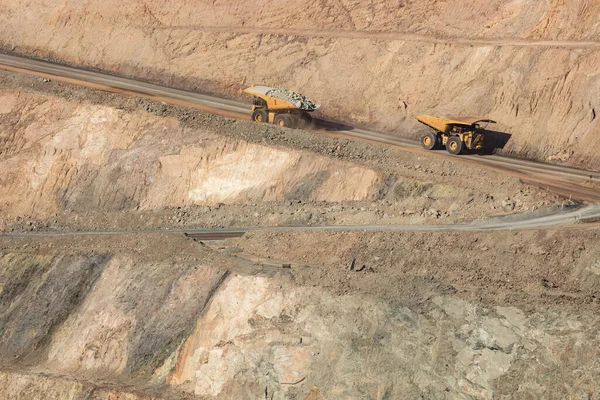 Algunos Camiones Que Trabajan Super Pit Una Mina Oro Kalgoorlie — Foto de Stock