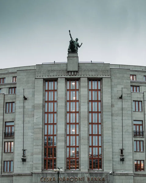 Vertical Shot Statue Roof Entrance Bank Czech National Bank — Stock Photo, Image