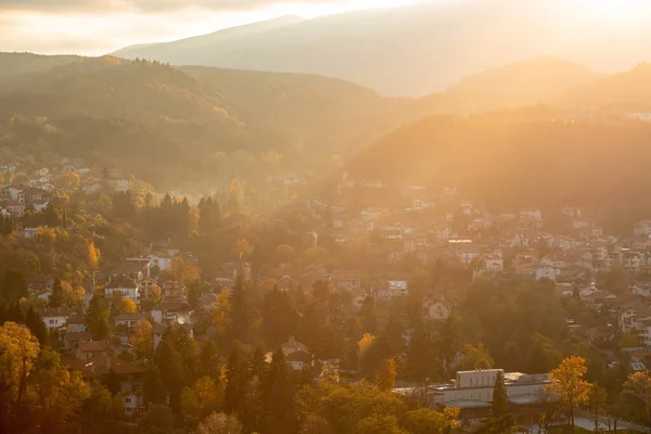 Beautiful Sunny Aerial View Rural City Houses Green Trees Sunset — Stockfoto