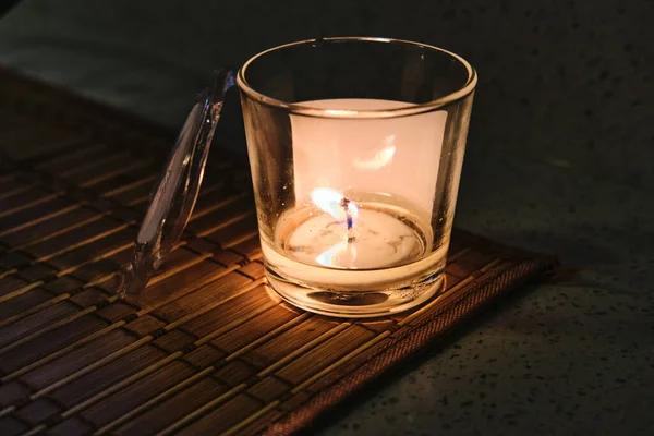 촛불을 클로즈업으로 — 스톡 사진