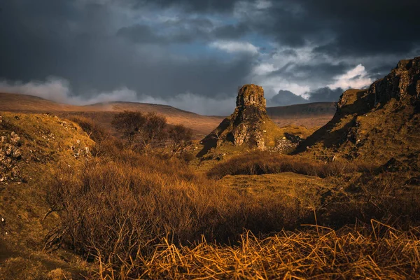 Ein Schöner Blick Auf Fairy Glen Auf Der Isle Skye — Stockfoto