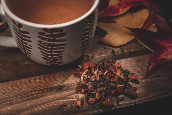 Closeup Cup Tea Fall Colors Wooden Table — Stock Photo, Image