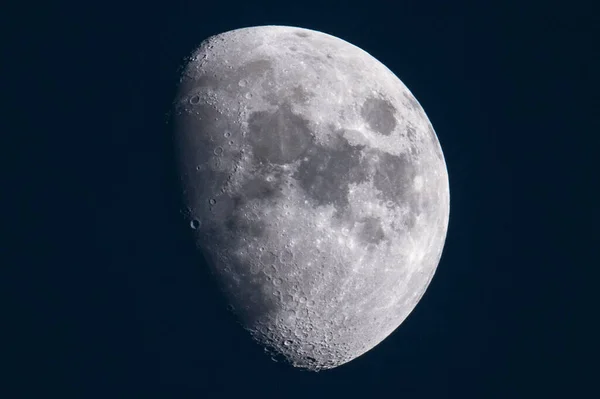 Belle Lune Gibbeuse Croissante Nuit Parfait Pour Les Fonds Écran — Photo