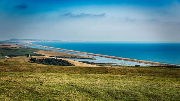 Ένα Όμορφο Τοπίο Του Διάσημου Chesil Beach Και Catherines Chappel — Φωτογραφία Αρχείου