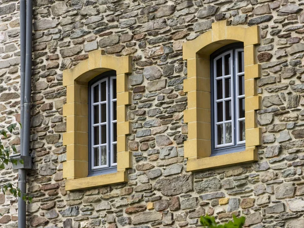 Closeup Stoned Wall Two Old Fashioned Windows — Fotografia de Stock