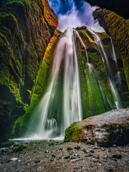 Tiro Ângulo Baixo Cachoeira Gljufrafoss Fljotshlio Sul Islândia — Fotografia de Stock