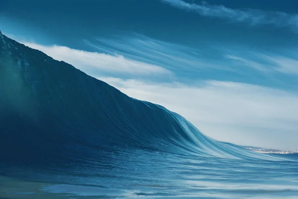 Захватывающий Морской Пейзаж Тяжелыми Волнами — стоковое фото