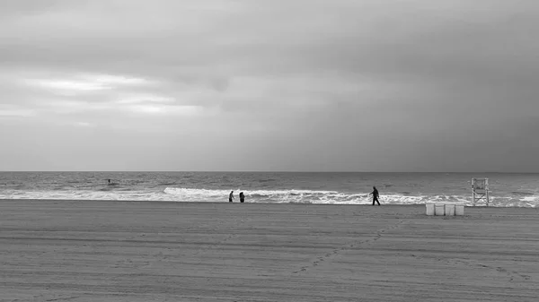 Grayscale Beautiful Scene Seascape Cloudy Sky — Stock Photo, Image