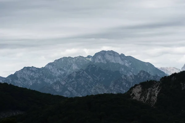 Прекрасний Знімок Засніжених Гір — стокове фото