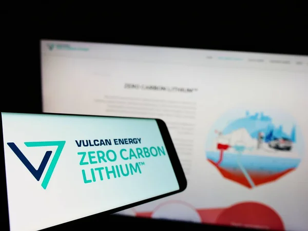 Stuttgart Germany Грудня 2021 Смартфон Логотипом Австралійської Компанії Vulcan Energy — стокове фото