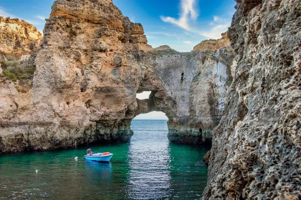 Kayalıkların Denizin Güzel Manzarası Ponta Piedade Lagos Portekiz — Stok fotoğraf