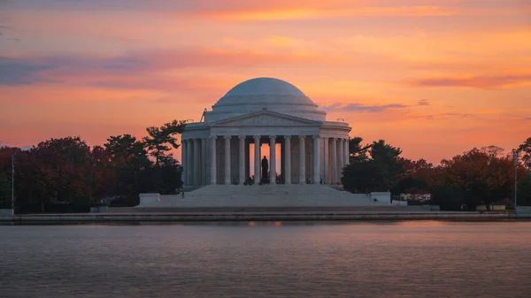 Het Jefferson Memorial Washington Usa Bij Zonsondergang — Stockfoto