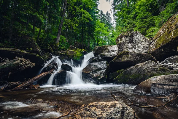 Krásný Výhled Vodopád Lese Slovinsku — Stock fotografie
