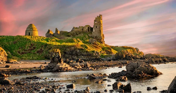 Dunure Castle Surrounded Sea Sunrise Scotland — Stock fotografie