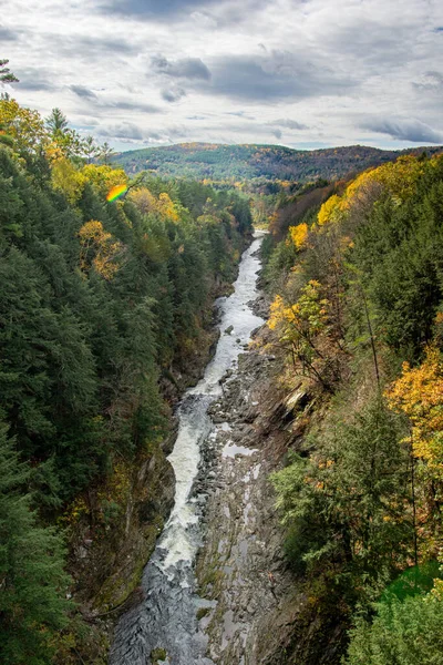 Uma Bela Vista Outono Com Rio Quechee Gorge Vermont — Fotografia de Stock