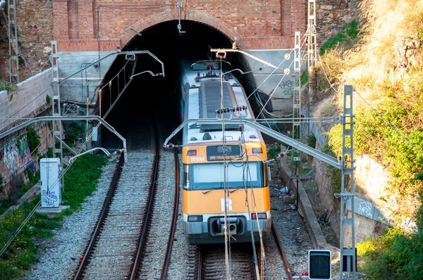 Rodalies Catalunya Поезд Каталонии Тоннеле Оранжевый Поезд — стоковое фото