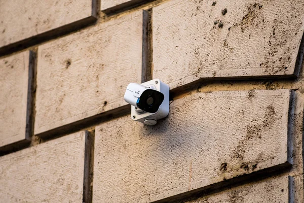 Una Cámara Videovigilancia Las Actividades Situadas Fuera Los Edificios —  Fotos de Stock