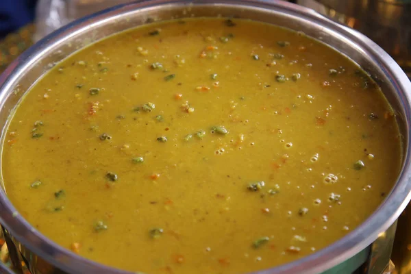 Nourriture Populaire Indienne Dal Fry Traditionnel Dal Tadka Curry Servi — Photo