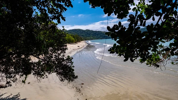 Brezilya Cennet Plajı Ilha Prrumirim Ubatuba Brasil Capiraba Silueti — Stok fotoğraf