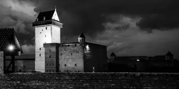 Narva Estonia Aug 2017 Narva Castle Narva Estonia Stormy Night — Stock Photo, Image