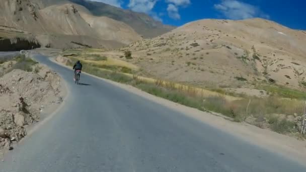 Footage Biking Mountain Road — Stock Video