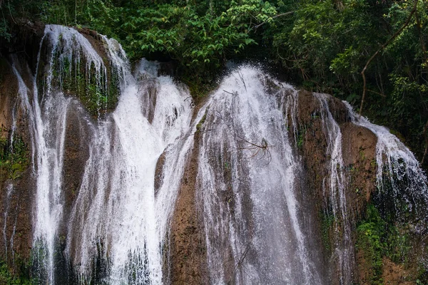 Una Hermosa Vista Una Cascada Topes Collantes Cuba — Foto de Stock