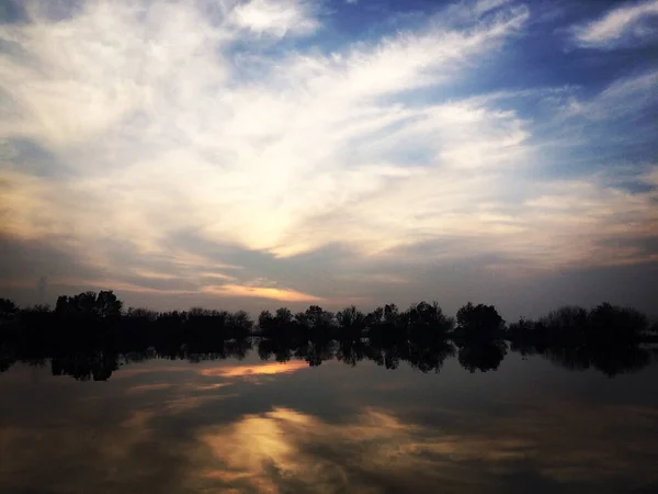 Beautiful View Trees Reflection Lake Sunset — Fotografia de Stock