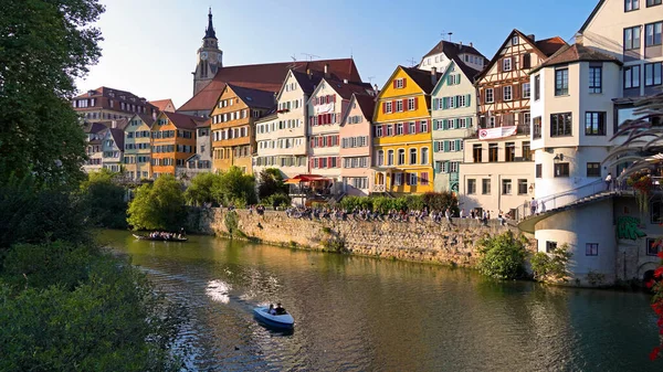 Tubingen Şehrinin Almanya Daki Neckar Nehrinin Güzel Bir Görüntüsü — Stok fotoğraf