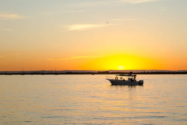 Boat Ocean Scenic Sunset — Stock Photo, Image