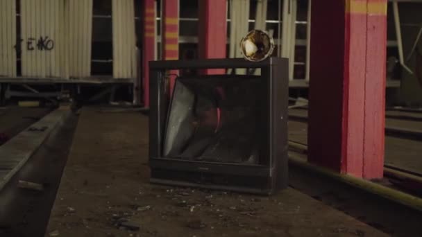 放棄された家の詳細の映像 — ストック動画
