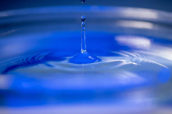 Selective Focus Shot Waterdrop Splash — Stock Photo, Image