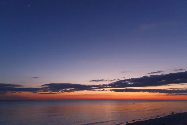 Een Landschap Van Prachtige Zee Tijdens Een Adembenemende Zonsondergang Rosemary — Stockfoto
